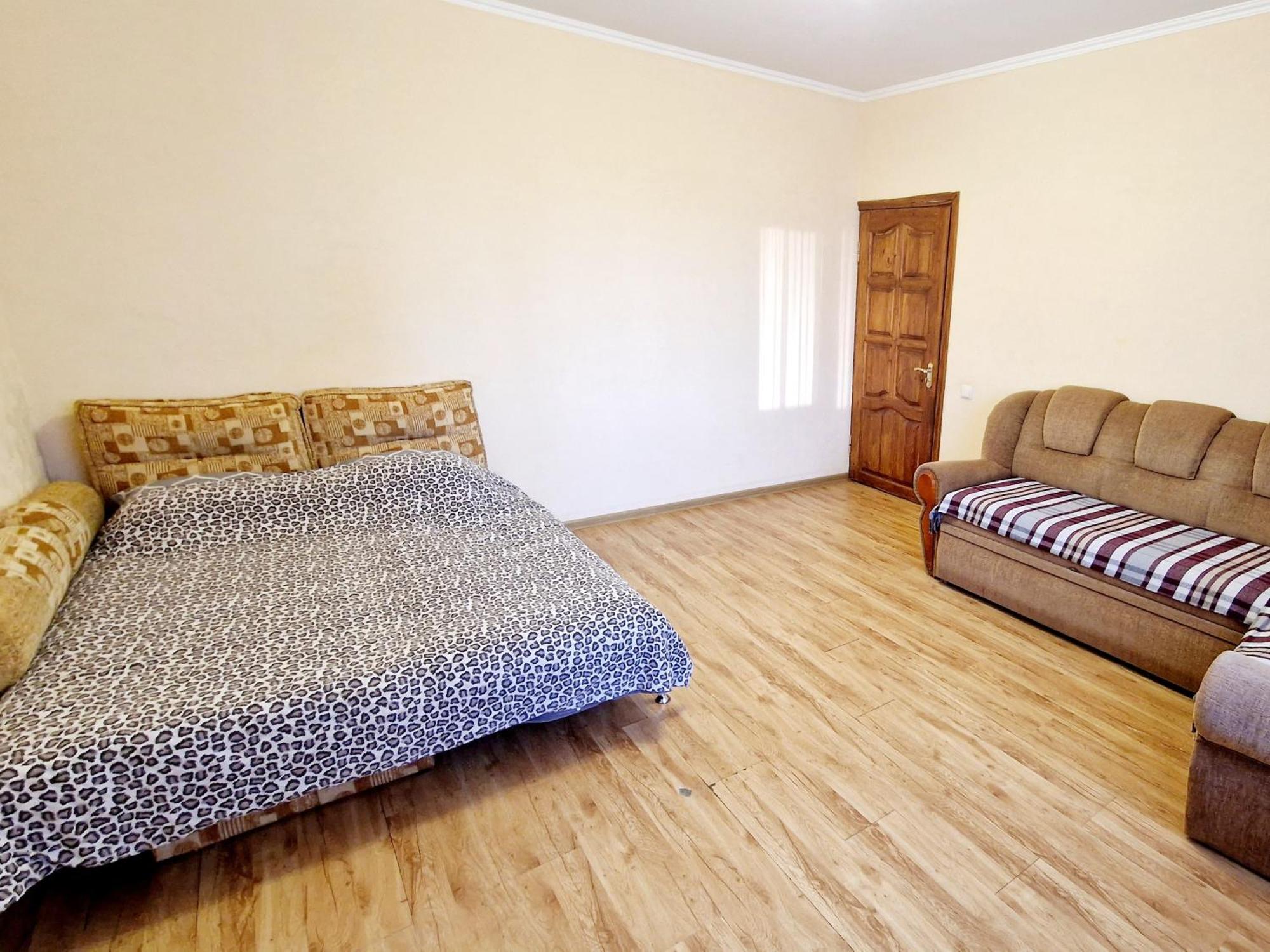 Apartment On Kravchuka, 11B Lutsk Exterior photo